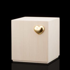 6201.15L_436 box urn with heart